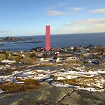 Moskenes I Lofoten, Autentisk Hus Midt I Fiskevaeret A *