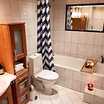 Casa de Férias Moskenes I Lofoten, Autentisk Hus Midt I Fiskevaeret A