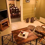 Casa de Férias Moskenes I Lofoten, Autentisk Hus Midt I Fiskevaeret A