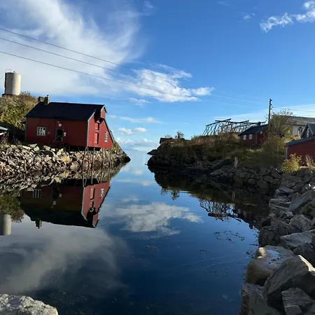 Moskenes I Lofoten, Autentisk Hus Midt I Fiskevaeret A Casa de Férias Sørvågen