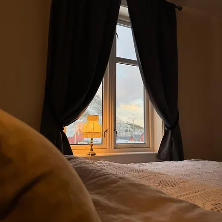 Moskenes I Lofoten, Autentisk Hus Midt I Fiskevaeret A