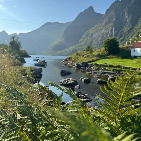 Moskenes I Lofoten, Autentisk Hus Midt I Fiskevaeret A Casa de Férias Sørvågen